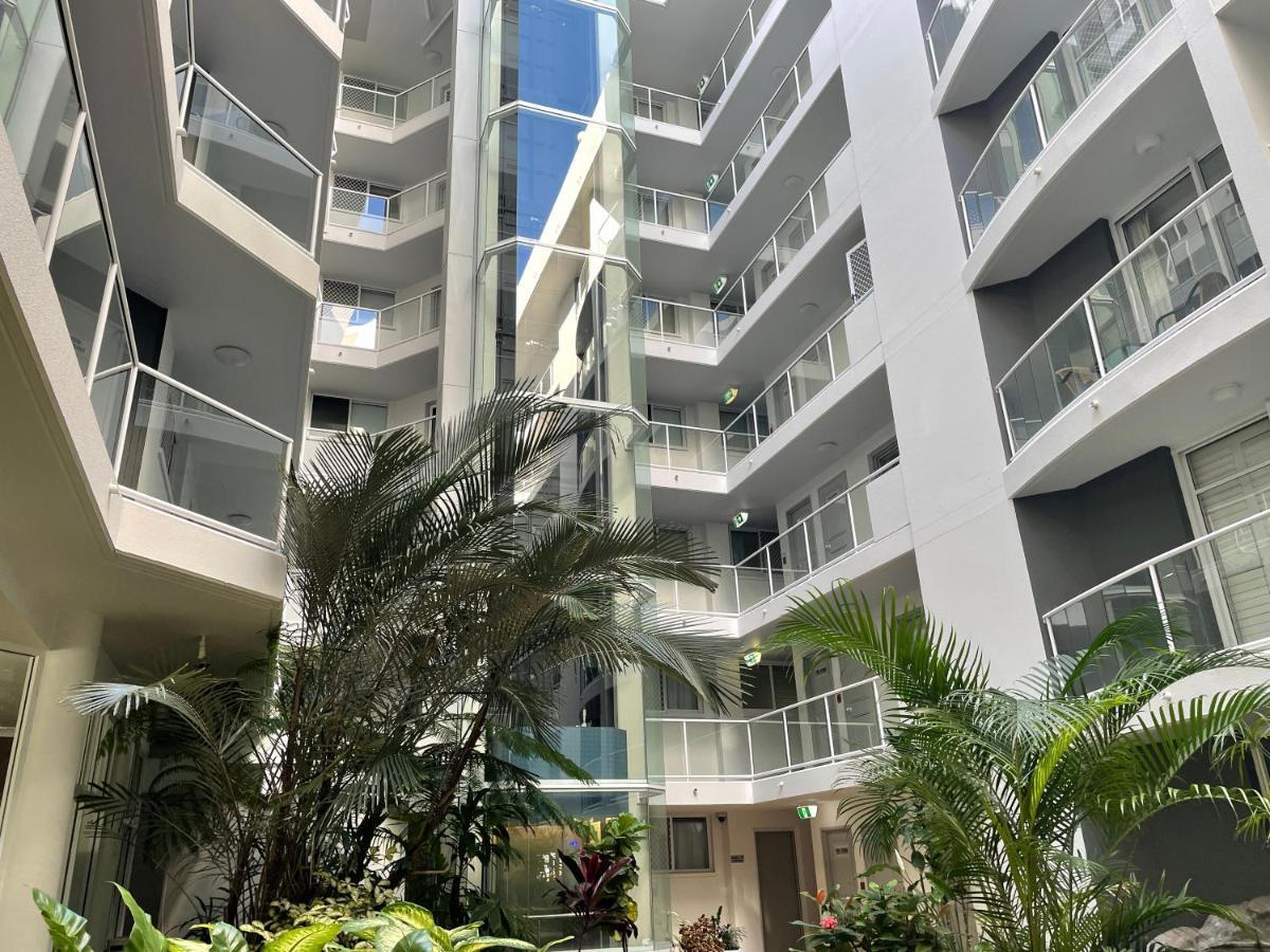 The Atrium Resort Gold Coast Luaran gambar